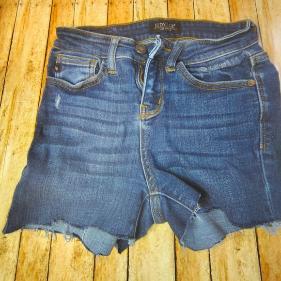 Judy Blue Distressed Dark Blue Jean Shorts - Picture 1 of 3